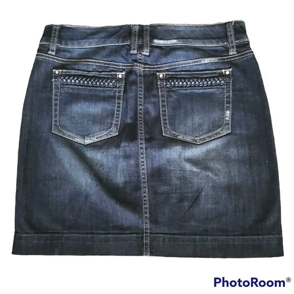 White House Black Market Women's Blue Medium Wash Embrace Life Denim Skirt Sz 2 - Picture 3 of 9